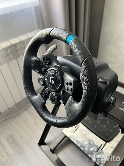 Руль Logitech G923 и shifter