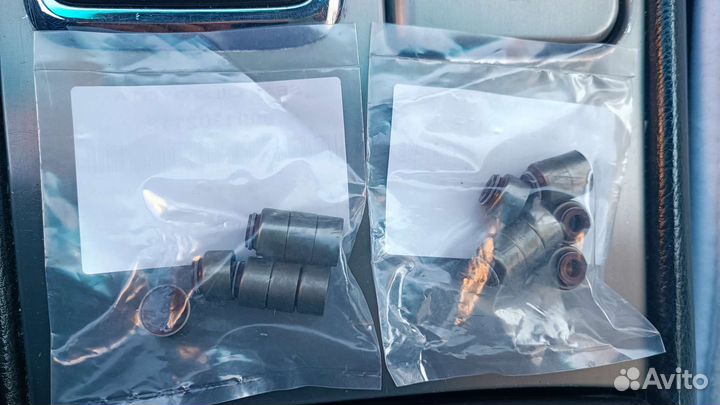 Оригинальные маслосъемные колпачки lexus toyota