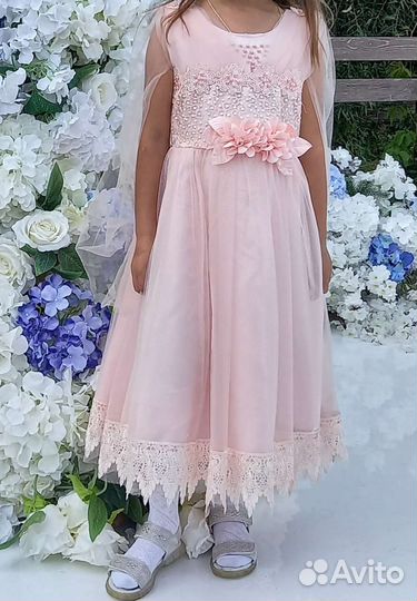 Нарядное платье