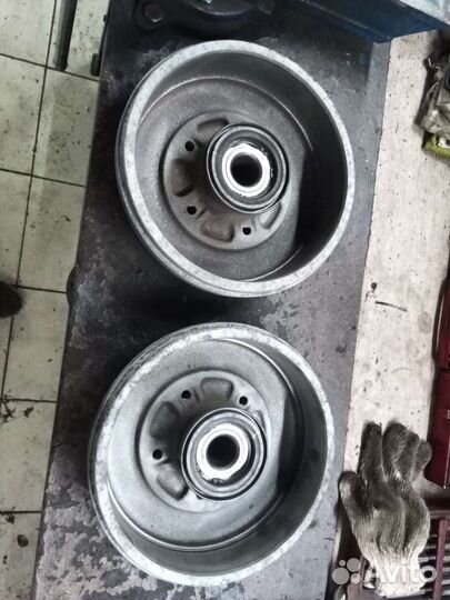 Барабаны с подшипниками и абс Renault Duster