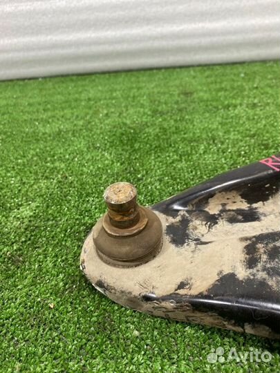 Рычаг подвески передний левый Renault Logan седан