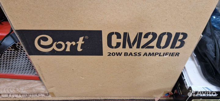 Басовый комбик cort CM20B