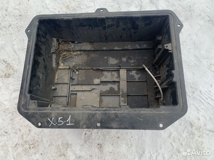 Кронштейн, корпус аккумулятора Bmw X5 E53