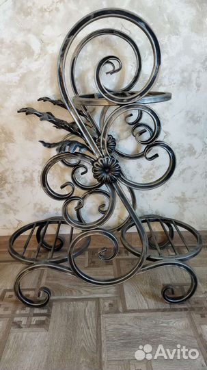 Подставка для цветов напольная металлическая