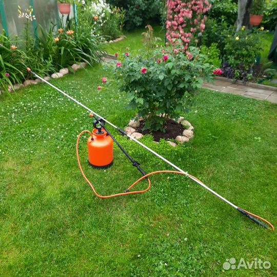Опрыскиватель садовый жук 5л новый