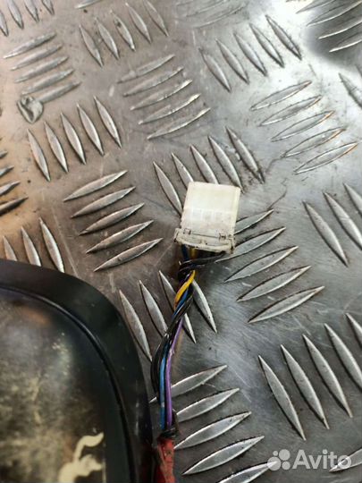 Зеркало Nissan Primera P10 W10