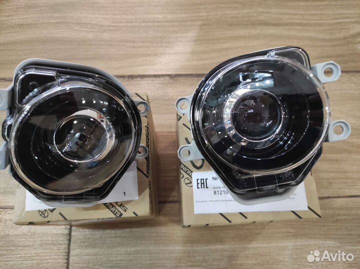 Противотуманки Toyota /Lexus