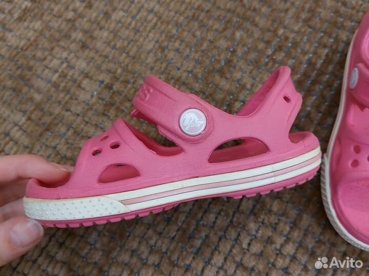 Сандалии для девочки crocs c6