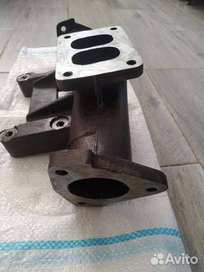 Патрубок - кронштей ткр