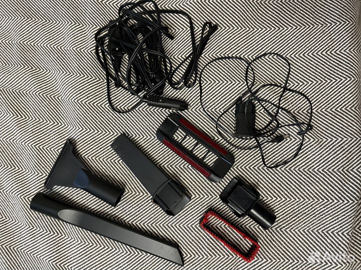 Аккумуляторный пылесос Bosch Move 20.4V