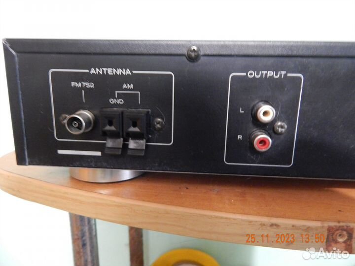 Продам высококачествнный тюнер aiwa, Япония