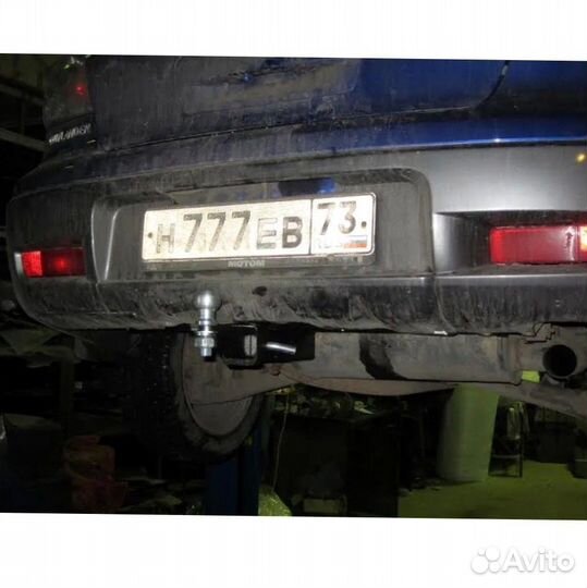 Фаркоп Mitsubishi Outlander съемное крепление шара