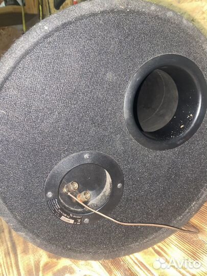 Активный сабвуфер