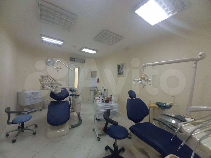 Салон, услуги, стоматология, Космонавтов, 57.5 м²