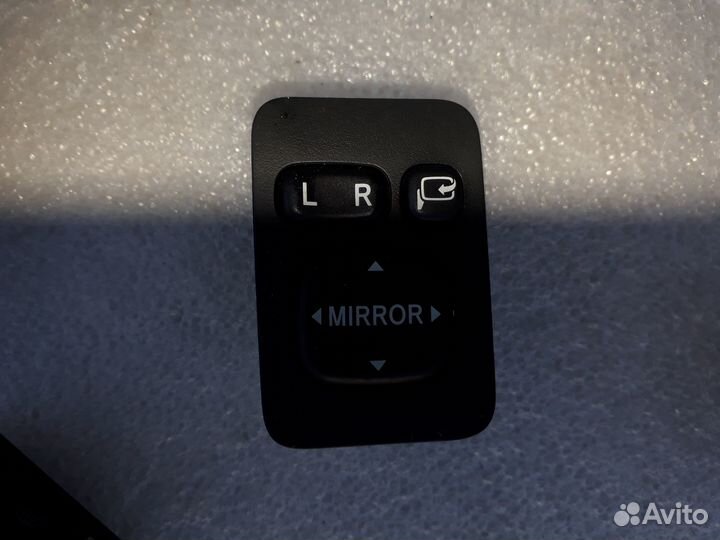 Блок управления зеркалами Tayota Camry 40
