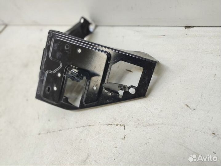 Кронштейн фары передний правый Bmw X1 F48