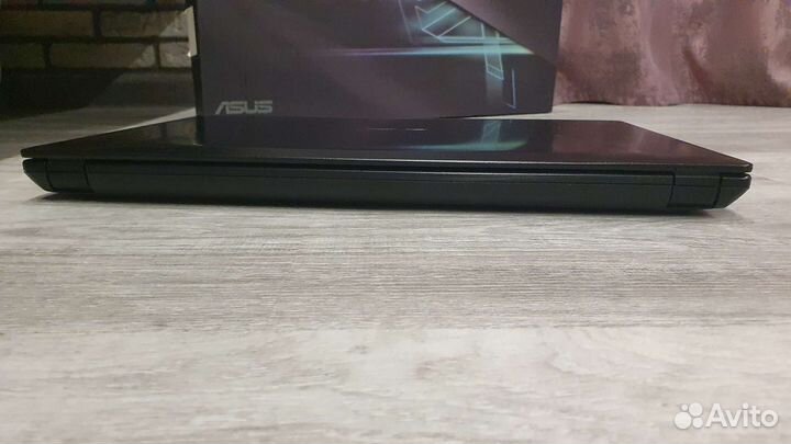 Игровой ноутбук asus 17,3