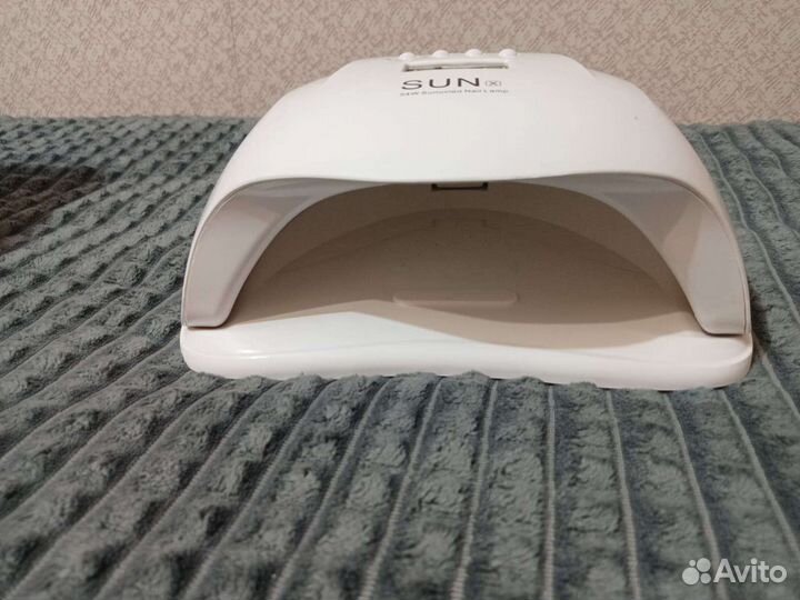 Лампа для сушки ногтей