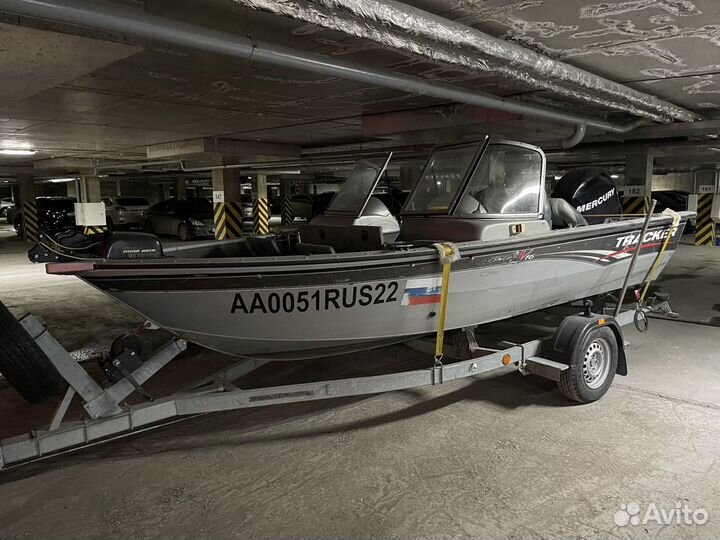 Катер Tracker Pro Guide V16