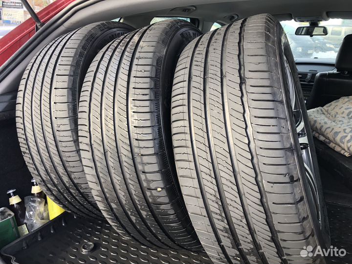 Michelin Primacy Tour A/S 235/55 R17