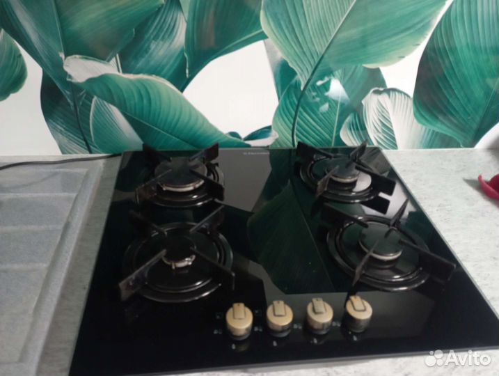 Газовая варочная панель 4 конфорки