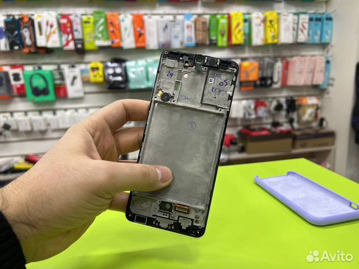 Дисплей для Samsung Galaxy A31