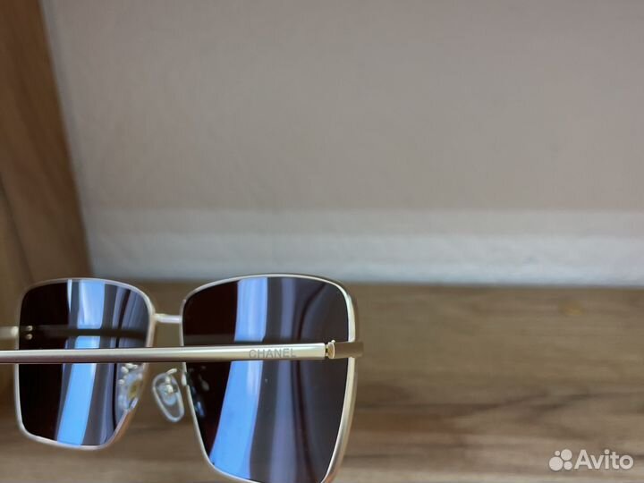 Солнцезащитные очки