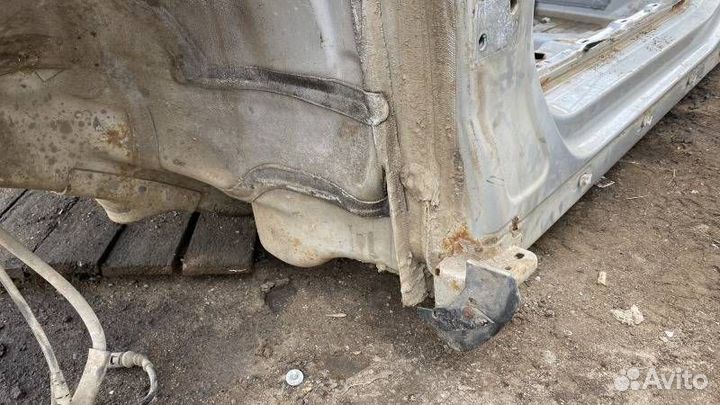 Порог левый Volkswagen Passat B6 седан 1.8 BZB