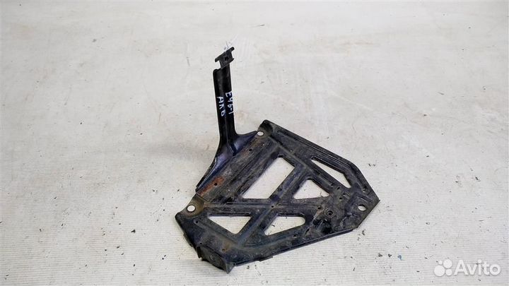 Крепление акб (корпус / подставка) BMW 3 Е46 98-0