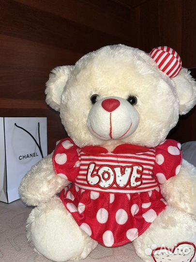 Плюшевый медведь