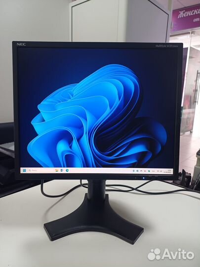 Мониторы NEC MultiSync LCD1990SX с гарантией