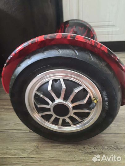 Гироскутер бус с блитусом есть цорапины