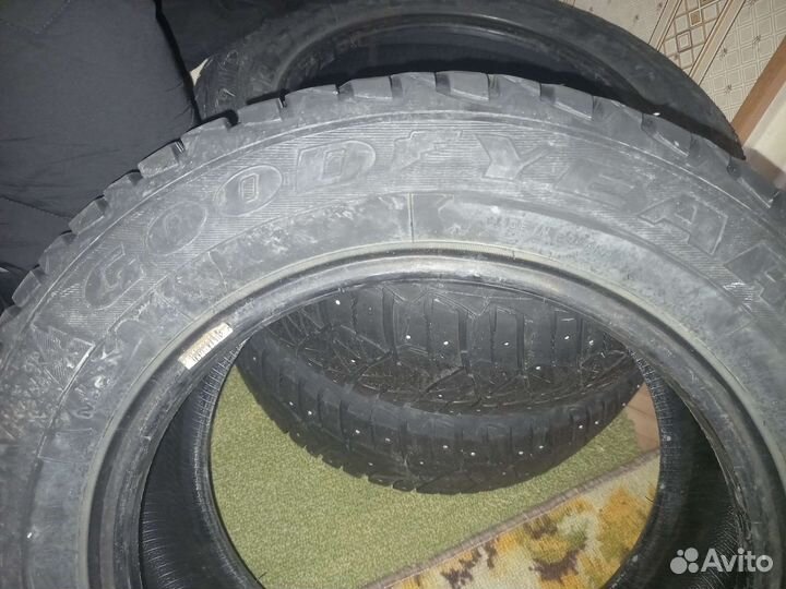 Goodyear Ultragrip 600 185/65 R15