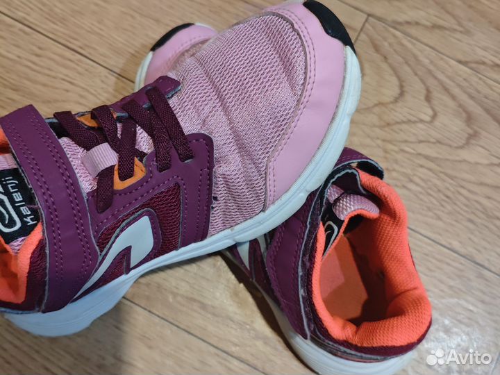 Кроссовки декатлон 33 р