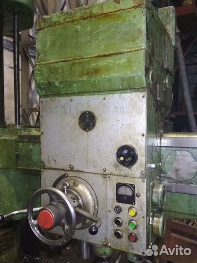 Радиально-сверлильный станок 2м55