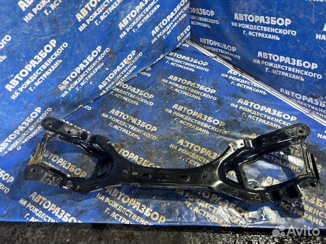 Задний подрамник Volkswagen Touareg внедорожник