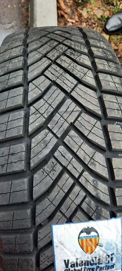 Sailun Commercio 4 seasons 235/65 R16 121R