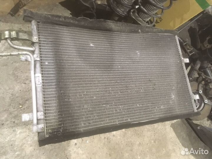 Радиатор кондиционера Форд Фокус2