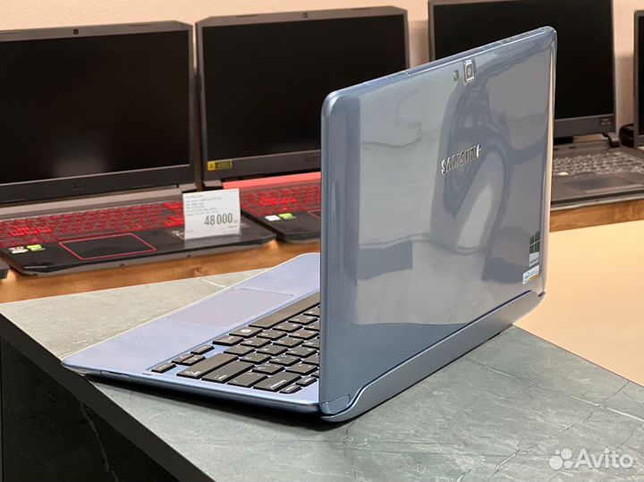 Ноутбук-планшет Samsung, Intel Atom/ozu 2 GB/ 64GB