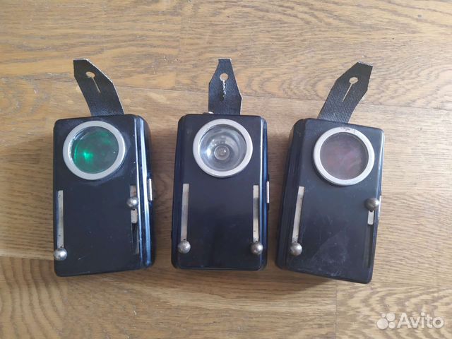 Фонарик сигнальный трехцветный