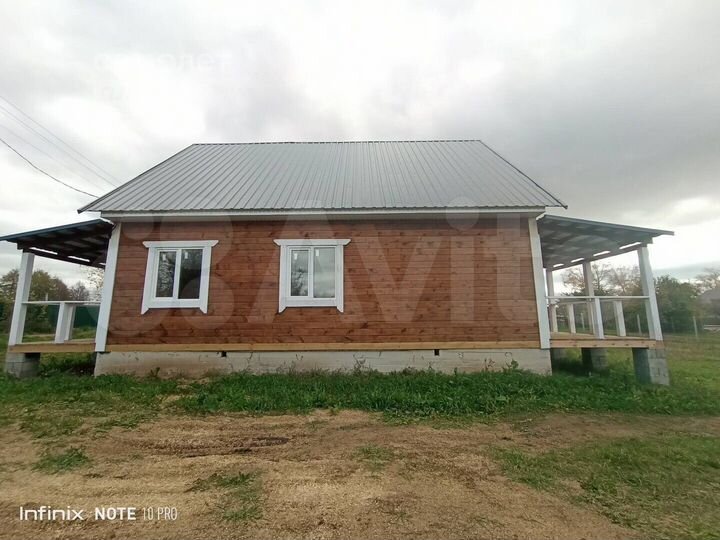 Дом 100 м² на участке 10 сот.