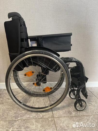 Активная инвалидная коляска Quickie Xenon