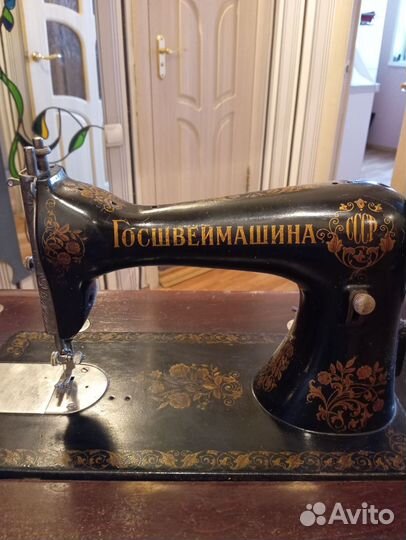 Швейная машина