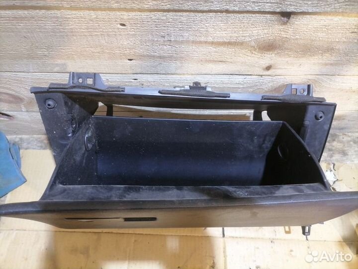 Бардачок Kia Sportage