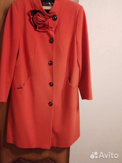 Пальто женское демисезонное размер 54 56