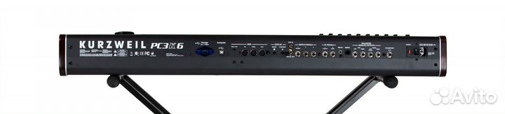 Синтезатор рабочая станция Kurzweil PC3K6, 61 клав
