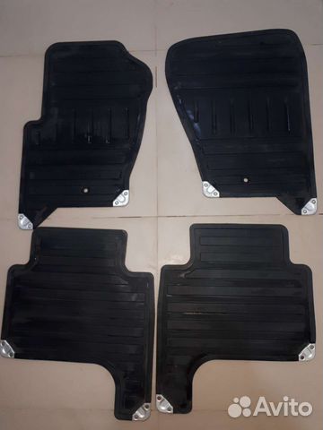 Автомобильные коврики резиновые Range Rover