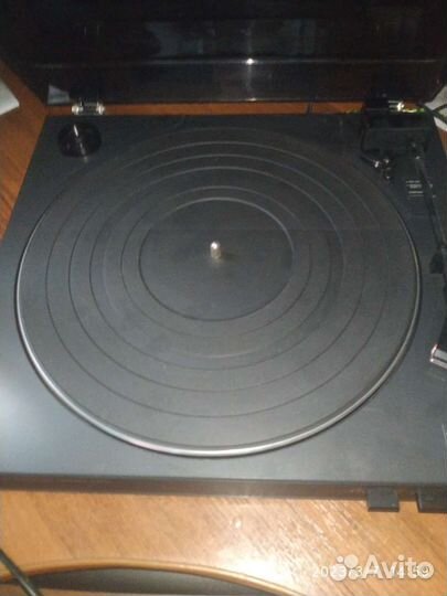 Виниловый проигрыватель JVC AL-23BK