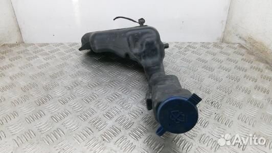 Бачок омывателя mercedes benz C-class W204 (EMA01N