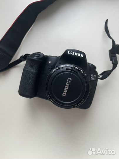 Зеркальный фотоаппарат canon 60d с обьективом 50mm